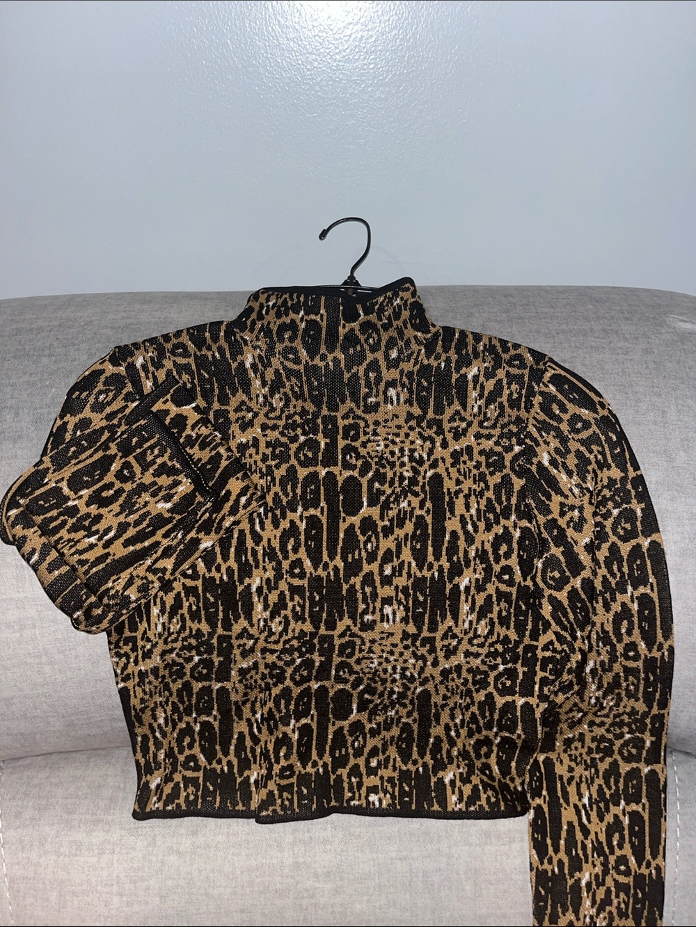 Express Leopard Print Cropped Sweater - Black & Tan